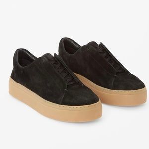 COS Black Suede Gum Sole Sneakers Sz 6